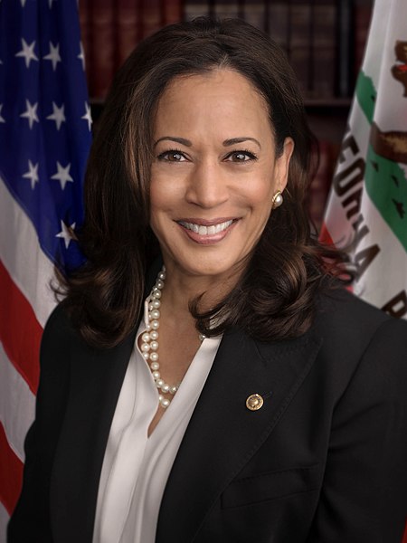 Kamala Harris wins the vice presidency and the attention of Carroll students