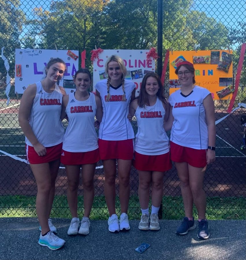 Seniors+Elizabeth+Hennessey%2C+Caroline+Downs%2C+Erin+Egan%2C+Samantha+Rock%2C+and+Lydia+Stong+are+feted+at+the+girls+tennis+teams+Friday+afternoon+match.