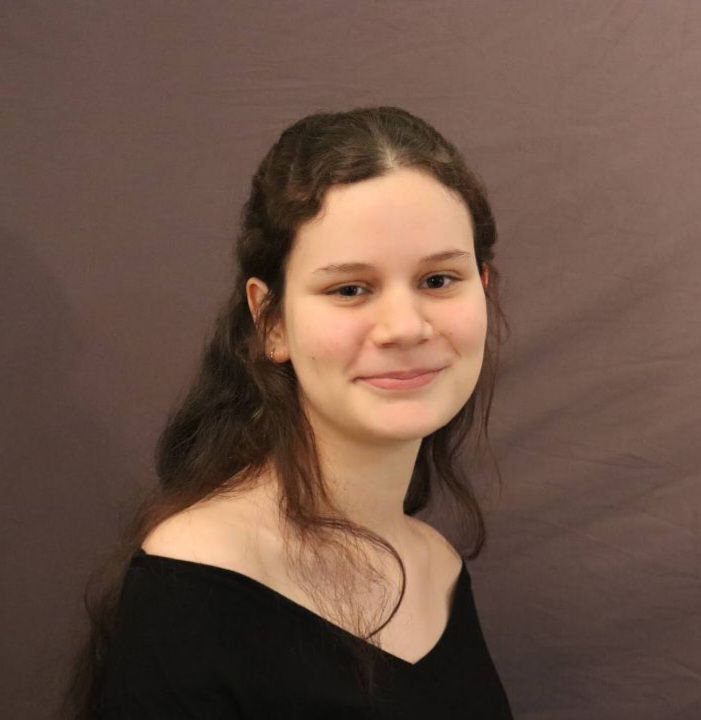 Senior goodbye: Camila Pierini