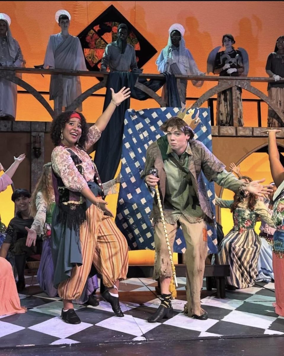 Macie Schundler and Brian Garwood wow the audience in "The Hunchback of Notre Dame."